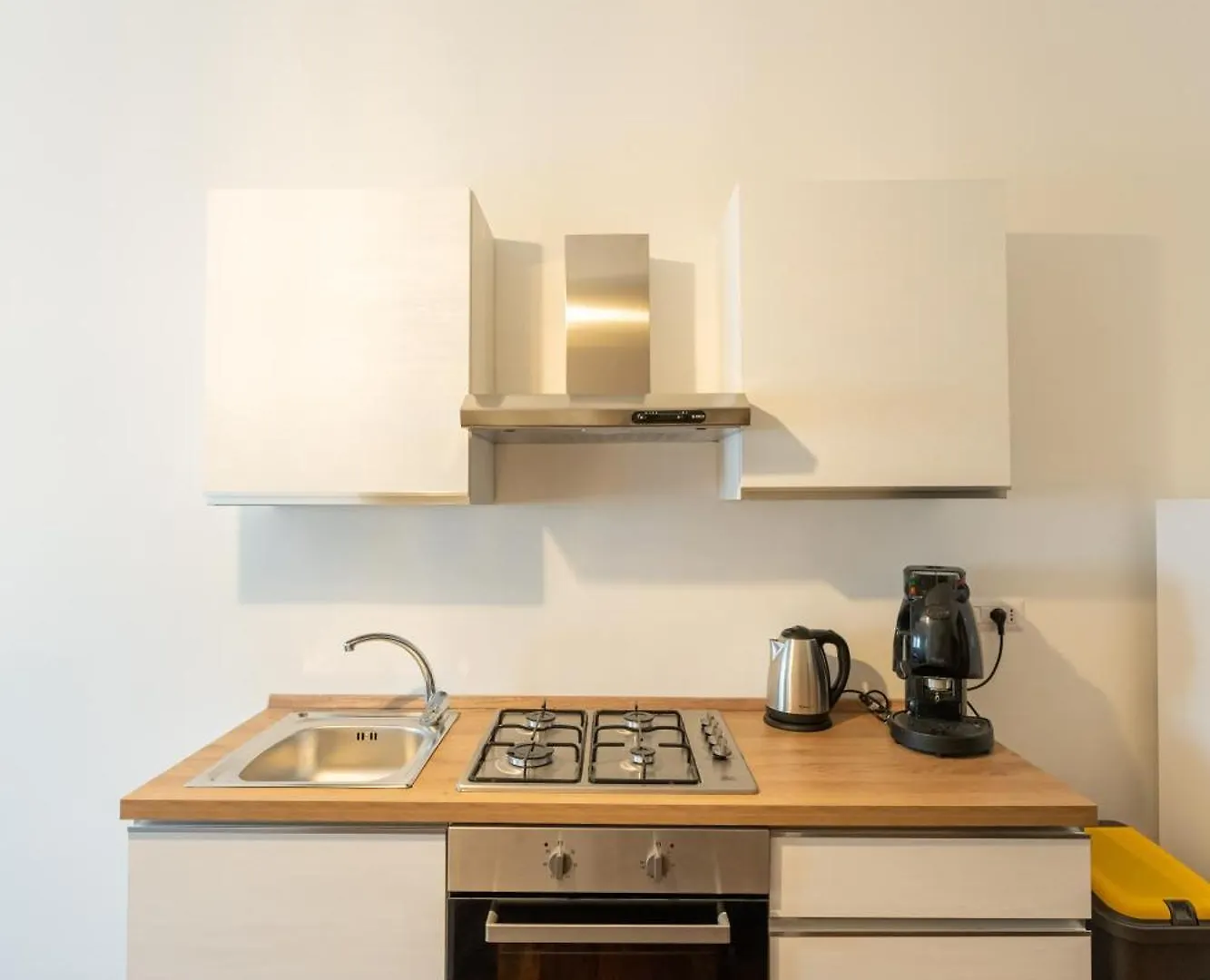 Donna Giovannina Naples Apartment