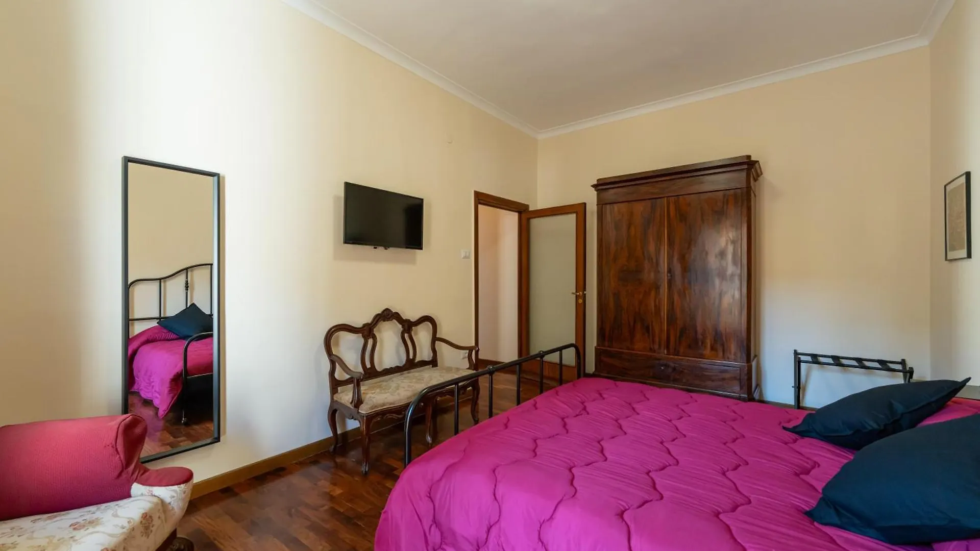 Donna Giovannina Naples